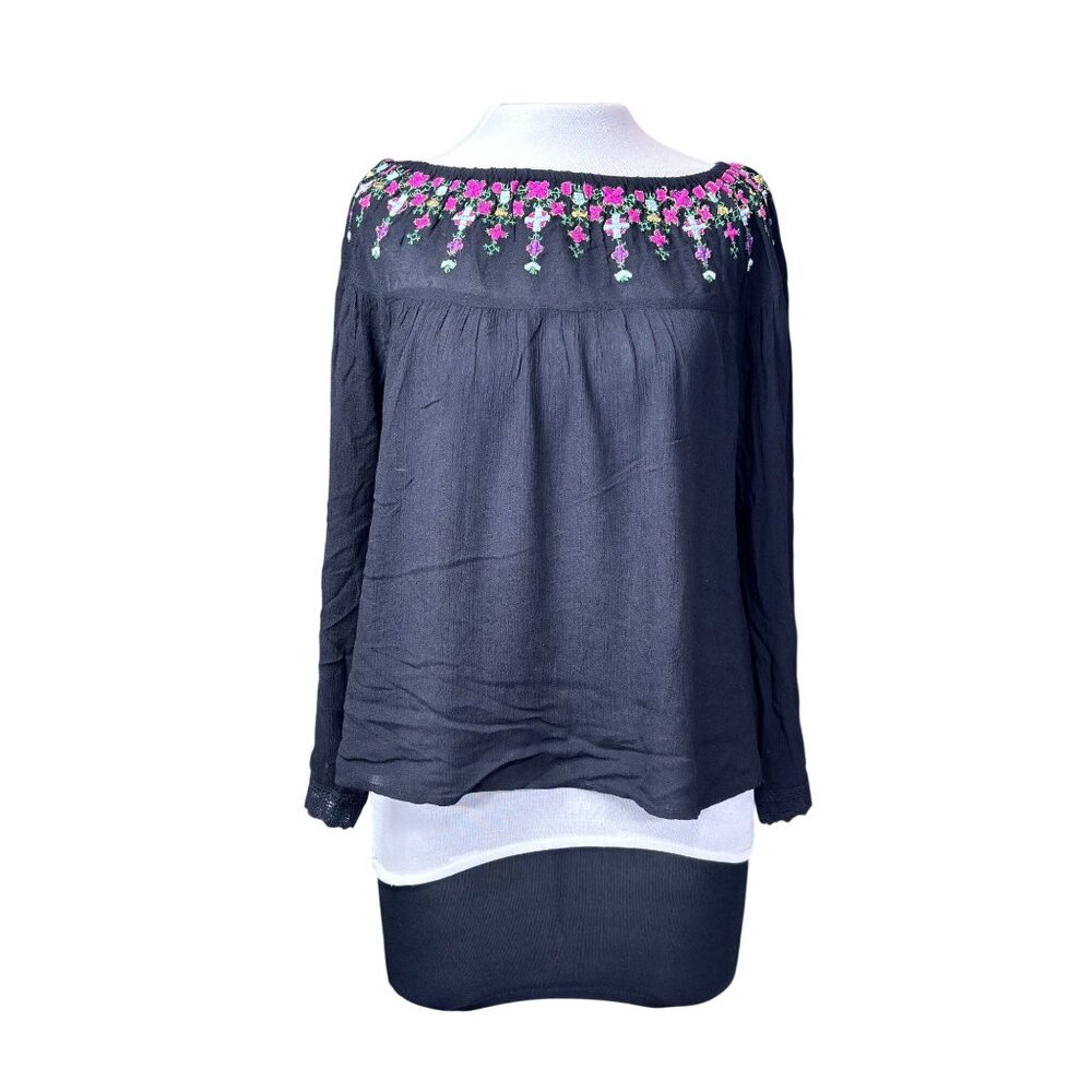 Black Long Sleeve Blouse With Floral Embroidery By Spade & Heart Size S 100% Ray
